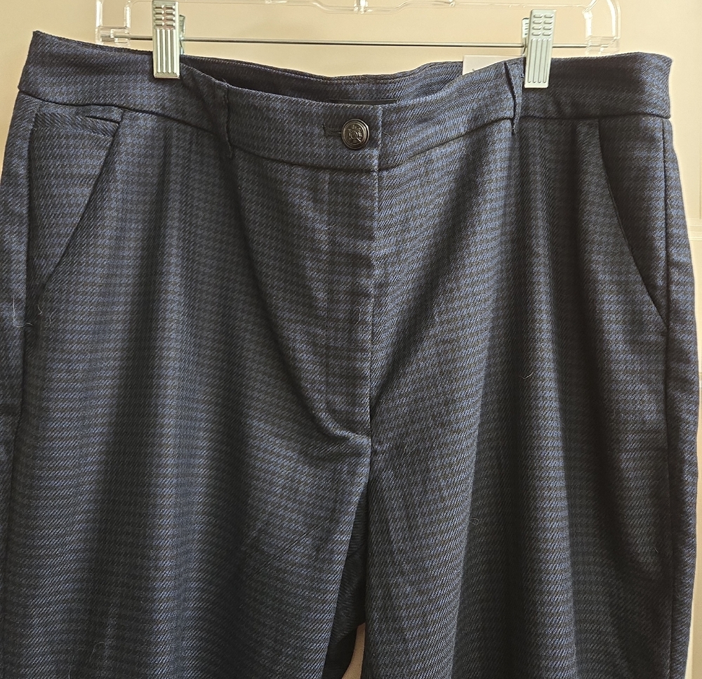 WHBM The Slim Ankle Pant - Picture 3 of 12